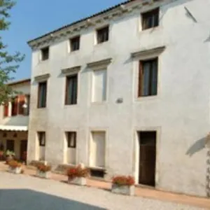 https://agriturismo-il-palazzone.hotelinveneto.com